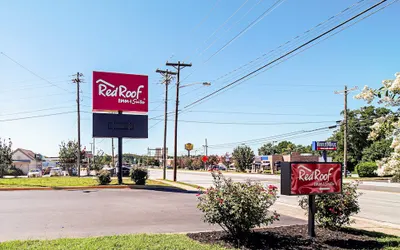 Red Roof Inn & Suites Greenwood, SC