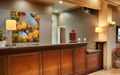 Comfort Inn & Suites