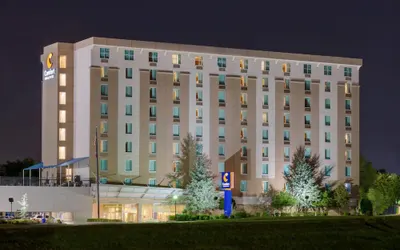 Comfort Inn & Suites Presidential - Downtown Little Rock