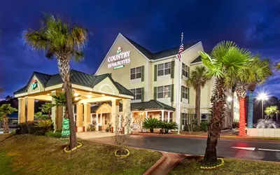 Country Inn & Suites by Radisson, Hinesville, GA