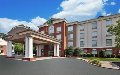 Holiday Inn Express & Suites W. Monroe by IHG