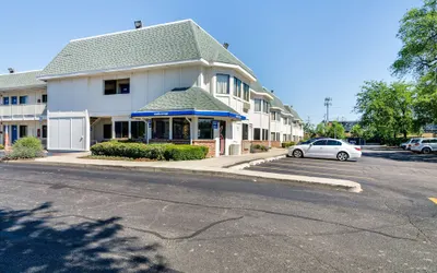 Motel 6 Schiller Park, IL - Chicago O'Hare