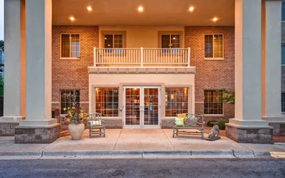 GrandStay Hotel & Suites