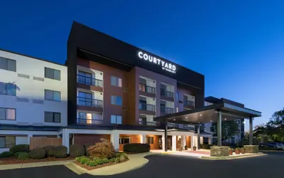 Courtyard by Marriott Burlington