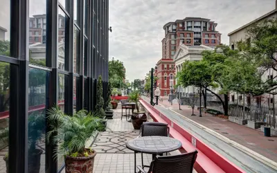 Blake Hotel New Orleans, BW Signature Collection