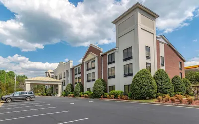 Comfort Inn & Suites Dahlonega University Area