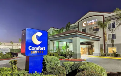 Comfort Suites Fresno River Park