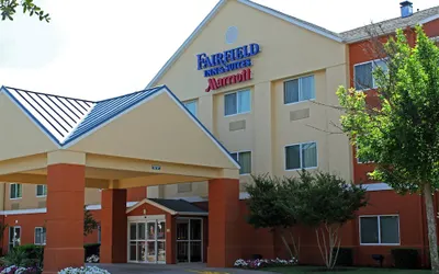 Fairfield Inn & Suites Dallas Park Central