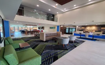 Holiday Inn Express And Suites Arlington North - Stadium Area, an IHG Hotel