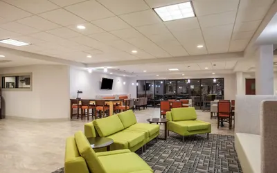 Holiday Inn Express & Suites Augusta West - Ft Gordon Area, an IHG Hotel