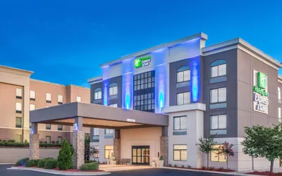 Holiday Inn Express & Suites Augusta West - Ft Gordon Area by IHG