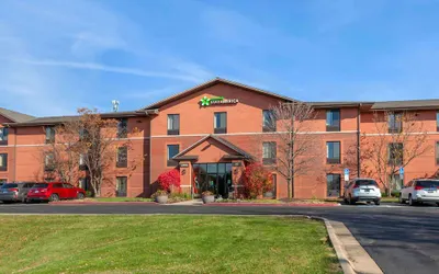 Extended Stay America Select Suites Rockford State Street