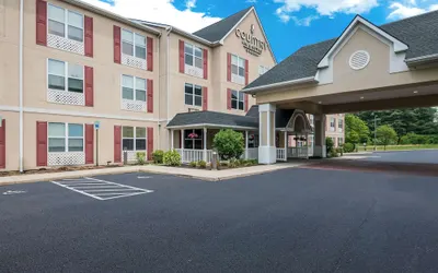 Country Inn & Suites by Radisson, Harrisburg Northeast - Hershey