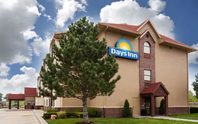 Days Inn by Wyndham near Kansas Speedway