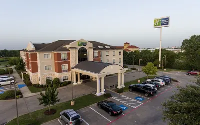 Holiday Inn Express Hotel & Suites Mount Pleasant, an IHG Hotel