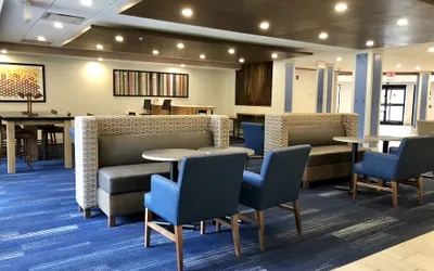 Holiday Inn Express Hotel & Suites Great Barrington, an IHG Hotel