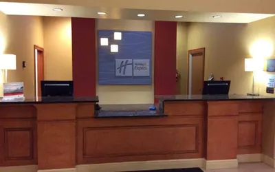 Holiday Inn Express & Suites Forest, an IHG Hotel