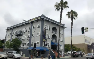 Harborview Inn & Suites San Diego Harbor