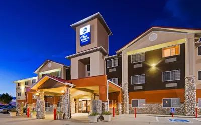 Best Western Firestone Inn & Suites