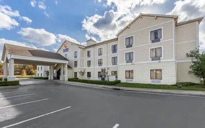 Comfort Inn & Suites