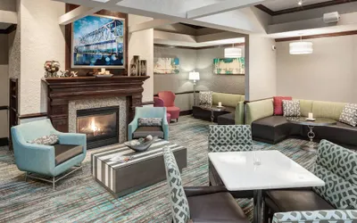 Residence Inn by Marriott Kansas City Country Club Plaza