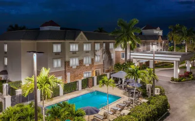 Courtyard by Marriott Sarasota at University Town Center