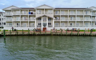 Hampton Inn & Suites Chincoteague Waterfront