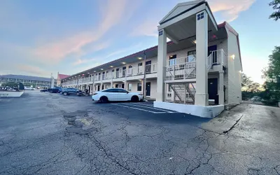 Super 8 by Wyndham Fredericksburg