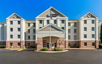 Mainstay Suites Airport
