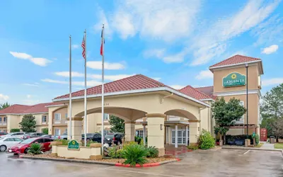 La Quinta Inn & Suites by Wyndham Conroe