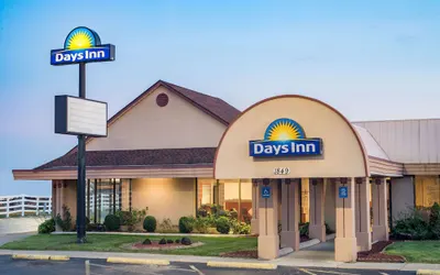 Days Inn by Wyndham Grove City Columbus South