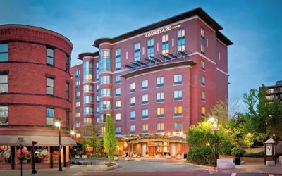 Courtyard by Marriott Boston Brookline