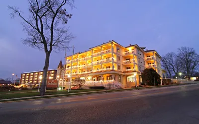 Bella Vista Suites