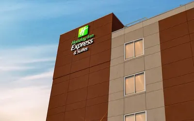 Holiday Inn Express & Suites Sanford- Lake Mary, an IHG Hotel