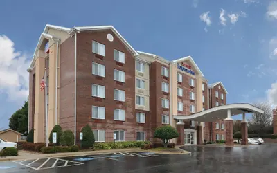 Fairfield Inn by Marriott Greensboro Airport