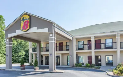 Super 8 by Wyndham Petersburg