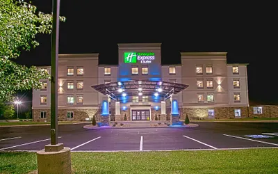 Holiday Inn Express & Suites Evansville North, an IHG Hotel