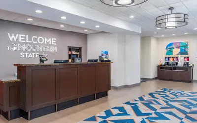 Hampton Inn & Suites Parkersburg Downtown