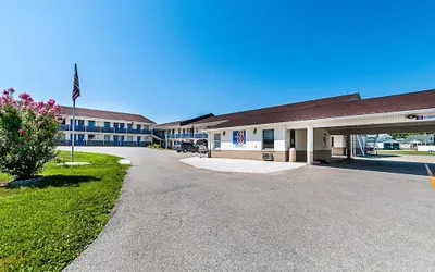 Motel 6 Charles Town, WV