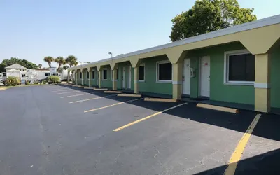 Apollo Inn Motel