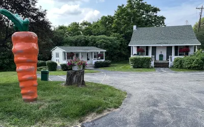 School House Inn