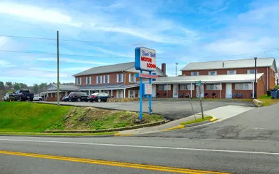 Knob Hill Motor Lodge – Hillsville