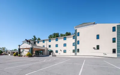 Rodeway Inn & Suites - Charles Town, WV