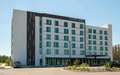 Courtyard By Marriott Lake City