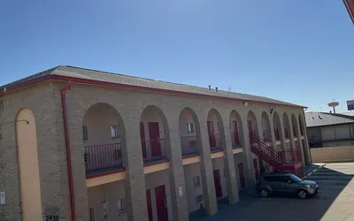 Executive Inn & Suites Lackland AFB
