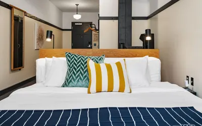 Kasa Classic Studio Inviting Neighborhood Exciting Sights The Maverick