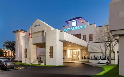 Wyndham DFW Airport