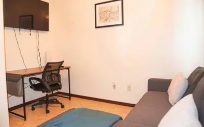 3BD 2BT Town Suite Minutes Away Medical Center