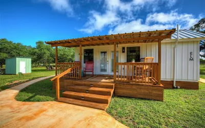 Luxurious & Intimate Cottage in Fred Wine Country!