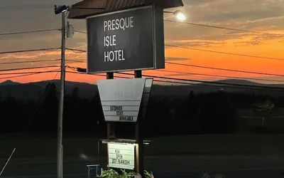 Presque Isle Hotel